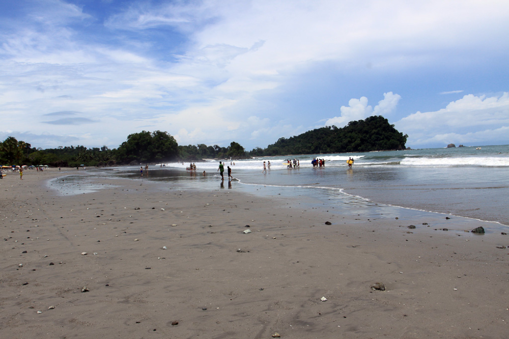 High speeds, high waves, high in the air over Manuel Antonio