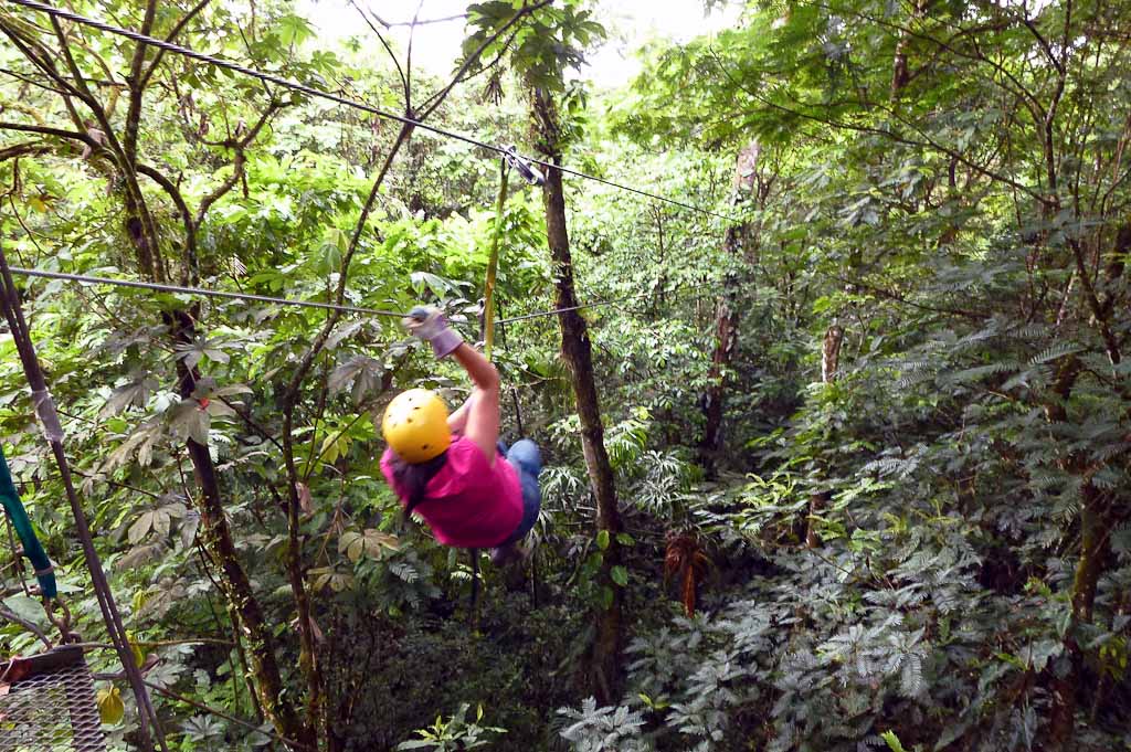        pozo azul canopy tour
  - Costa Rica
